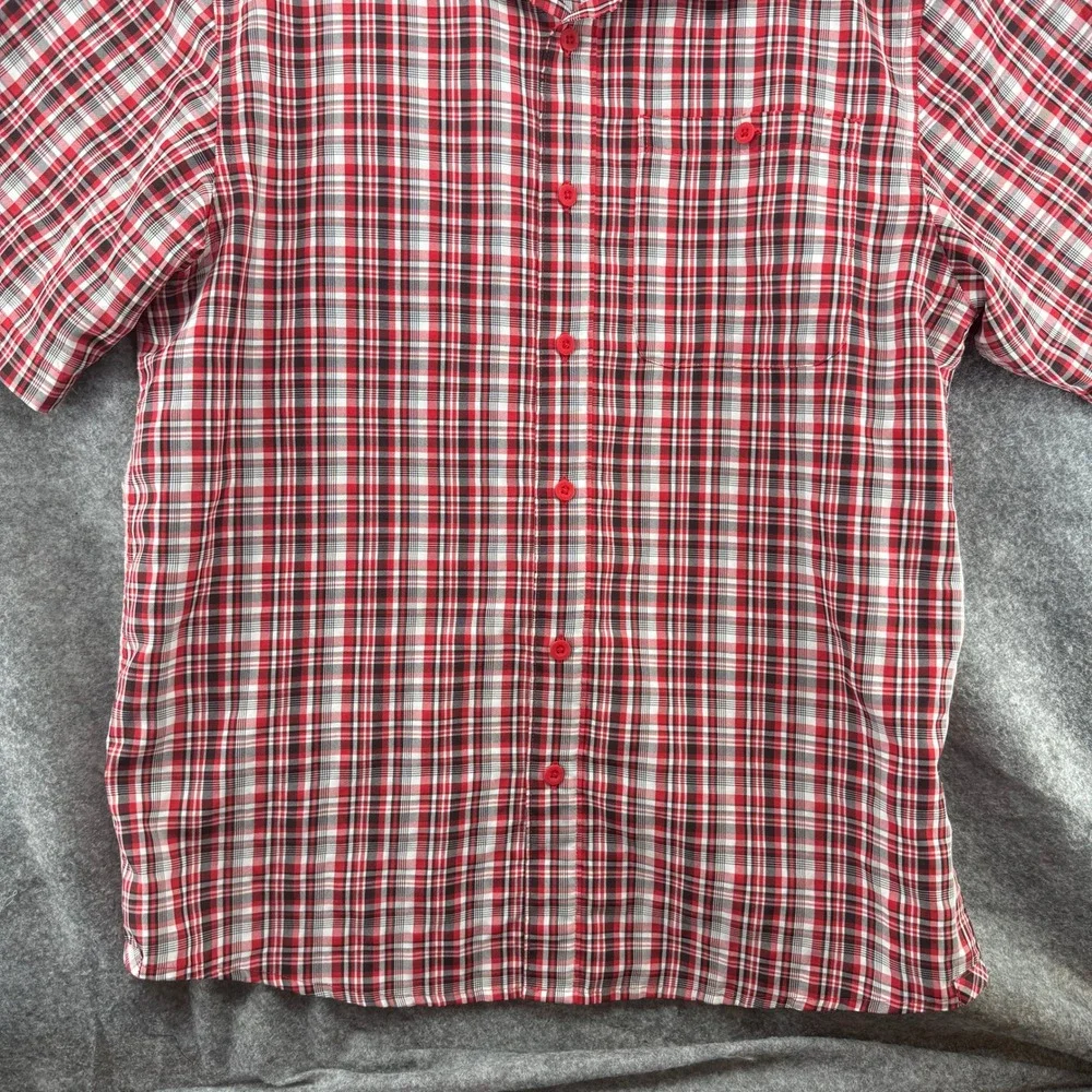 The North Face Tekware Shirt Men Med Red Plaid Short Sleeve Button Down Hiking